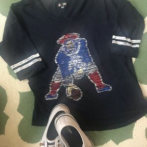 Patriots tee small